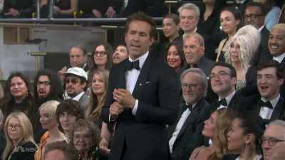 ‫I'm here for him.
‫He is blind.
‫[ Laughter ] - SNL50: The Anniversary Special