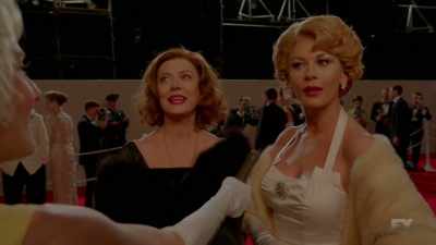 I'm here to see her be the first
actress to win three Oscars. - FEUD