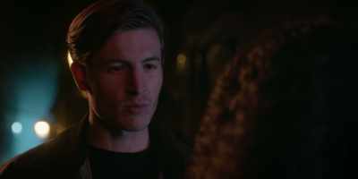 - I'm here to see Silver.
- Sorry, Lord Zeklos. - Vampire Academy