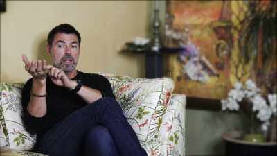 I'm holding one thing, - Is Mindfulness Right for You?