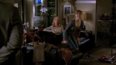 I'm home,
and guess what I've-- - Castle