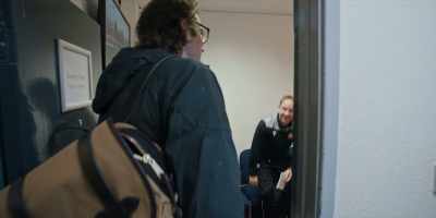 I'm Humphrey.
I'm--I'm, uh, I'm from-- - Welcome to Wrexham