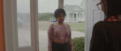 - I'm hungry.
(waves crashing) - Missionary