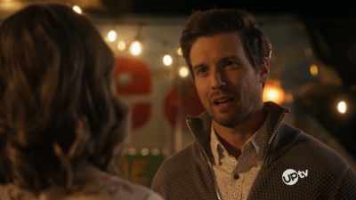 I'm... I'm that mystery man. - Love & Where to Find It