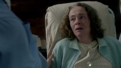 I'm... I'm sorry. - Call the Midwife
