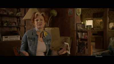 I'm in a committed relationship.
I can't hold another man's hand. - Sprung