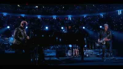 ♪ I'm in a New York... ♪ - Billy Joel: The 100th - Live at Madison Square Garden