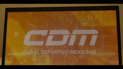 I'm in CDM's HR. - ¿Quieres ser mi hijo?