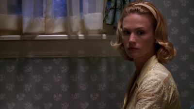 I'm in here. - Mad Men