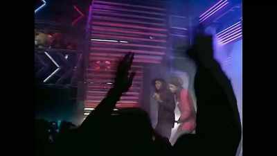 ♪ I'm so in love, girl - Milli Vanilli
