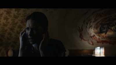 I'm in the backyard. - Little Evil
