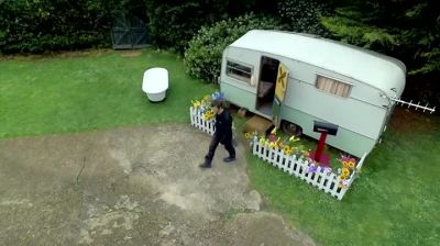 I'm in the bin. - Taskmaster
