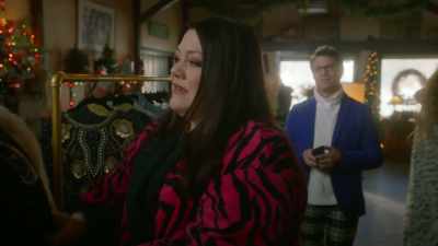 I'm just distracted. I - A Country Christmas Harmony