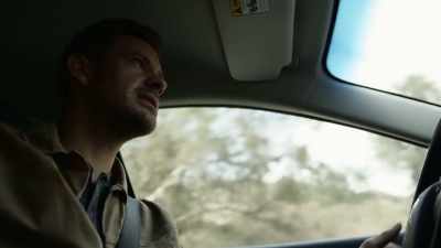 I'm just going to find
a place to pull over, here. - Expedition Bigfoot