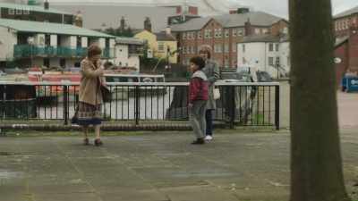 I'm just going to leave you
two alone, - My Name Is Leon
