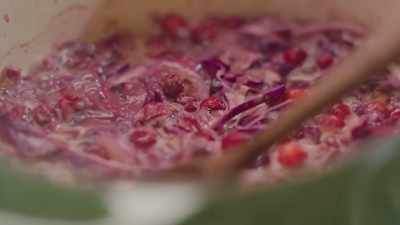 I'm just going to let
this bubble for a short bit - Nigella: At My Table