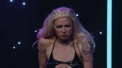 I'm just going to maintain
heavy sexual eye contact - Courtney Pauroso: Vanessa 5000