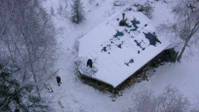 I'm just gonna go
real slow, real easy, - Life Below Zero: Next Generation