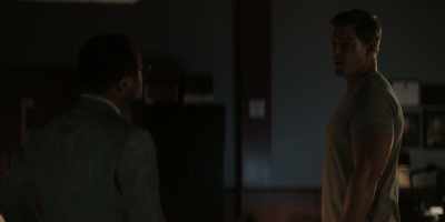 I'm just gonna sit in a bar, - Reacher