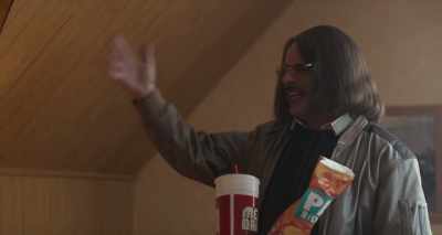 I'm just protecting you so that you can
see Mr Beverly and his magic event. - An Evening with Beverly Luff Linn