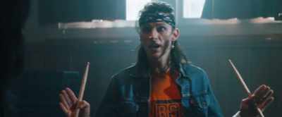 I'm just saying, bands replace their
front men and it still works. Van Halen... - The Dirt