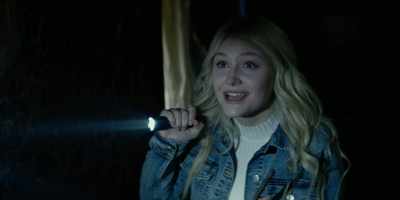 - I'm just trying to be nice.
- But you're not nice, Jake. - Chucky