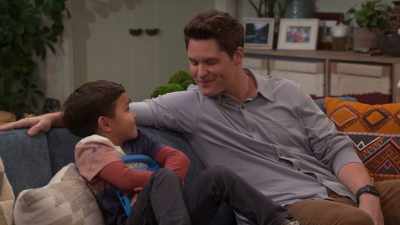 I'm just trying to get
my swing on, Daddy. - Lopez vs Lopez
