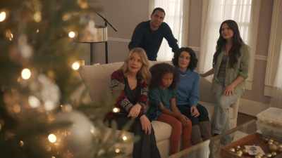 I'm just used to the popcorn
and the tinsel, - A Christmas Open House