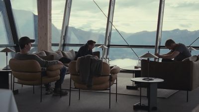 - I'm kidding.
- That's really good. - Succession