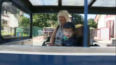 I'm leaving
the train at the end - The Lakes With Paul Rose