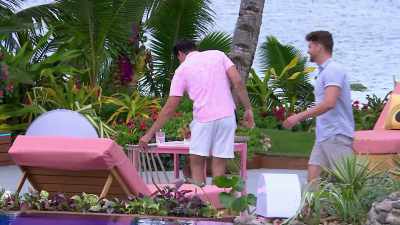 >> I'M LIKE, I ALREADY KNOW. - Love Island