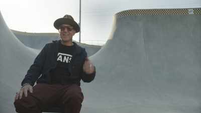 I'm like, "If my knee
got stuck, I'd be like, - Tony Hawk: Until the Wheels Fall Off
