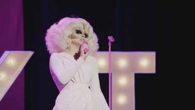 I'm like, "Is there
a way we can do this - Trixie Mattel: Skinny Legend