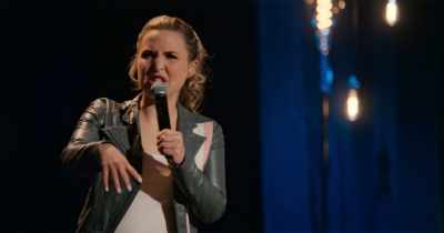 - I'm like, "Oh, is this… - Taylor Tomlinson: Look at You