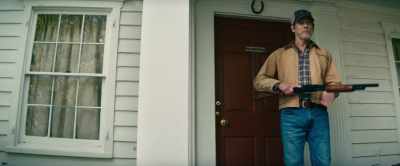 I'm locking the doors.
I'm waiting, I'm watching, - Leave the World Behind