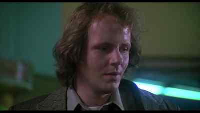 I'm looking for a girl.
I thought maybe you could help me. - Report to the Commissioner