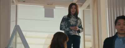 I'm looking for
Mr. Kim Ki-hong. - A Man and a Woman