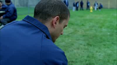 I'm looking for someone. - Prison Break