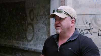 I'm looking here and I feel like - Unidentified: Inside America's UFO Investigation
