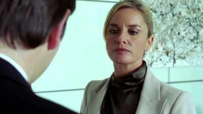 - I'm looking for Mr. Elliot. - Hustle