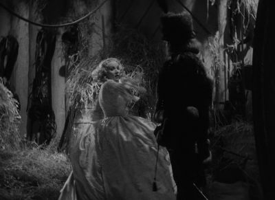 Looking for someone - The Scarlet Empress