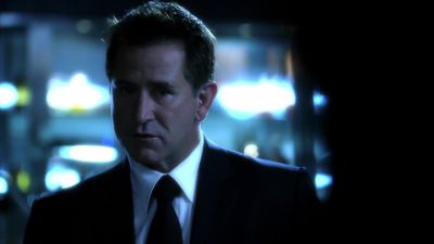 I'm looking for Tom Michaels. - CSI: Crime Scene Investigation