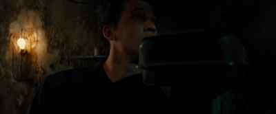 I'm Lou. - Allegiant