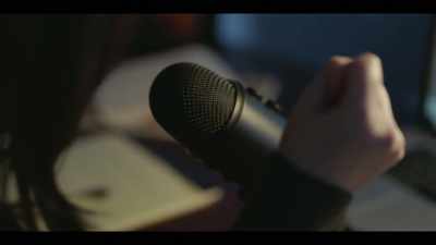 I'm Michelle McNamara
of truecrimediary dot com. - I'll Be Gone in the Dark
