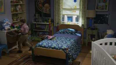 I'm moving in with Jackson!
It's moving day! - Fuller House