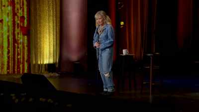 I'm never going to
nobody's wedding - Roseanne Barr: Cancel This!