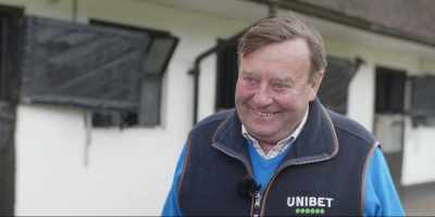 I'm Nicky Henderson,
a racehorse trainer. - Quintessentially British