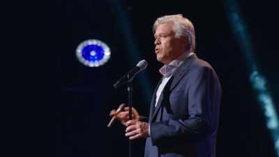 I'm not a 21-year-old, puking
cheap tequila through my nose. - Ron White: If You Quit Listening, I'll Shut Up