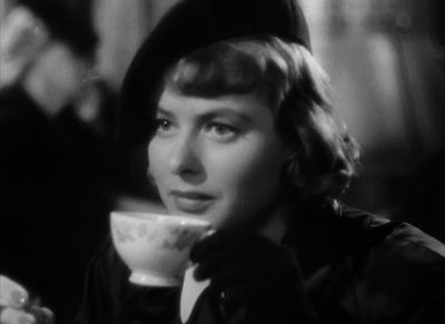 I'm not a good actress - Arch of Triumph