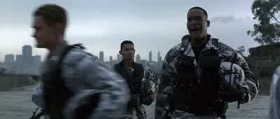I'm not allowed to carry a gunOh you're not allowed to carry a gun I got a goddamned gunIf I'd have known this was gonna happen I'd have brought my motherfuckin' gunHelp - The Rock